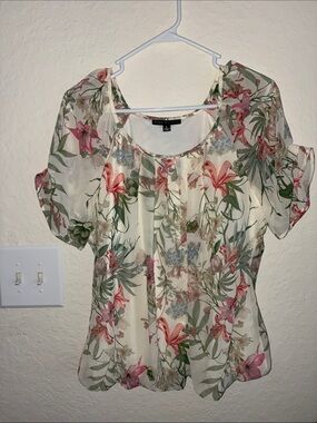 Sara Michelle Cream Floral Short Sleeve Scoop Blouse with Pink & Green Print